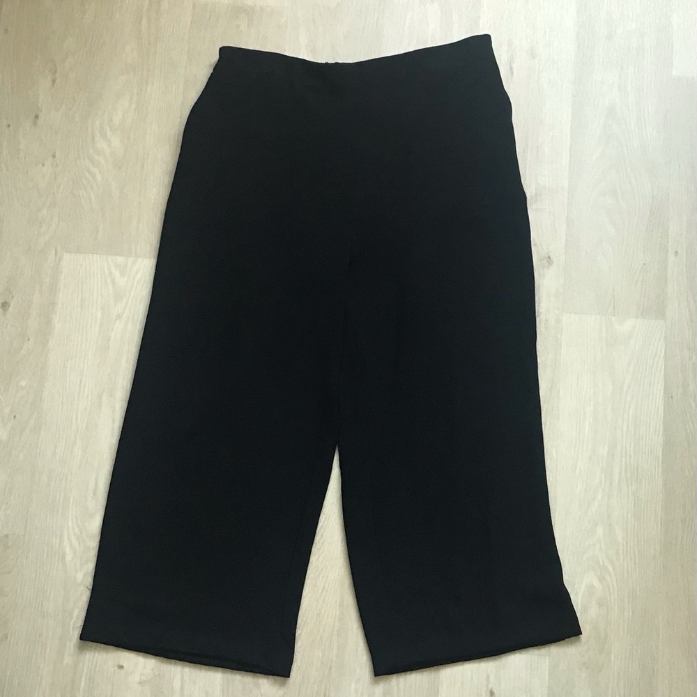 Kmart Attention Women's Black Capri Pants With Pockets & Zipper (Large 12 - 14) - Picture 1 of 3
